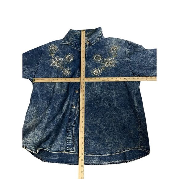 VINTAGE 80S Club Kraze Top DEINM STYLE Acid Wash Bejeweled Button Up Denim Shirt - Picture 10 of 10